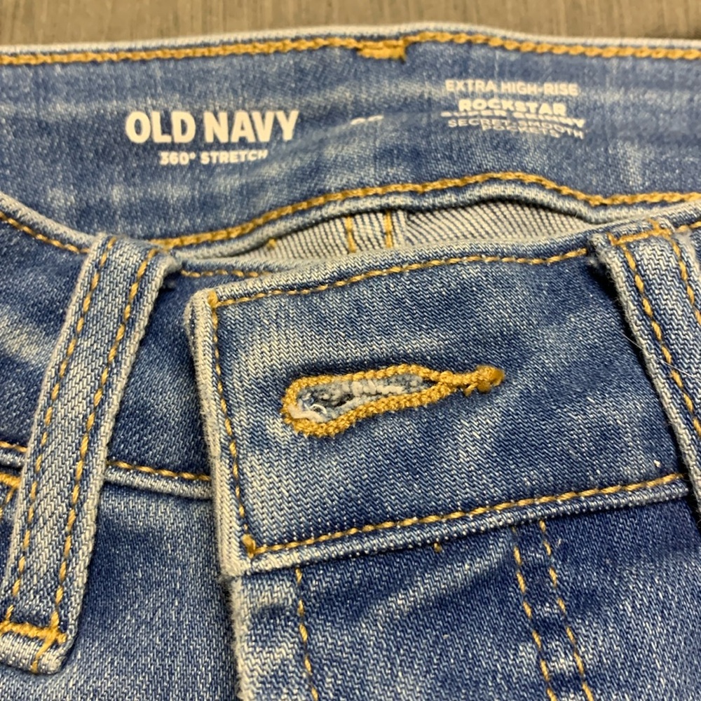 Old Navy extra high rise Rockstar super skinny